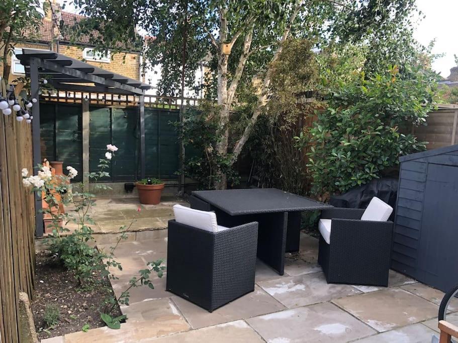 Unique Private Apartment W/ Easy Access To Central לונדון מראה חיצוני תמונה